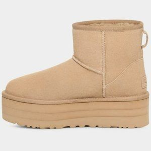 UGG Womens Classic Mini Platform Boot